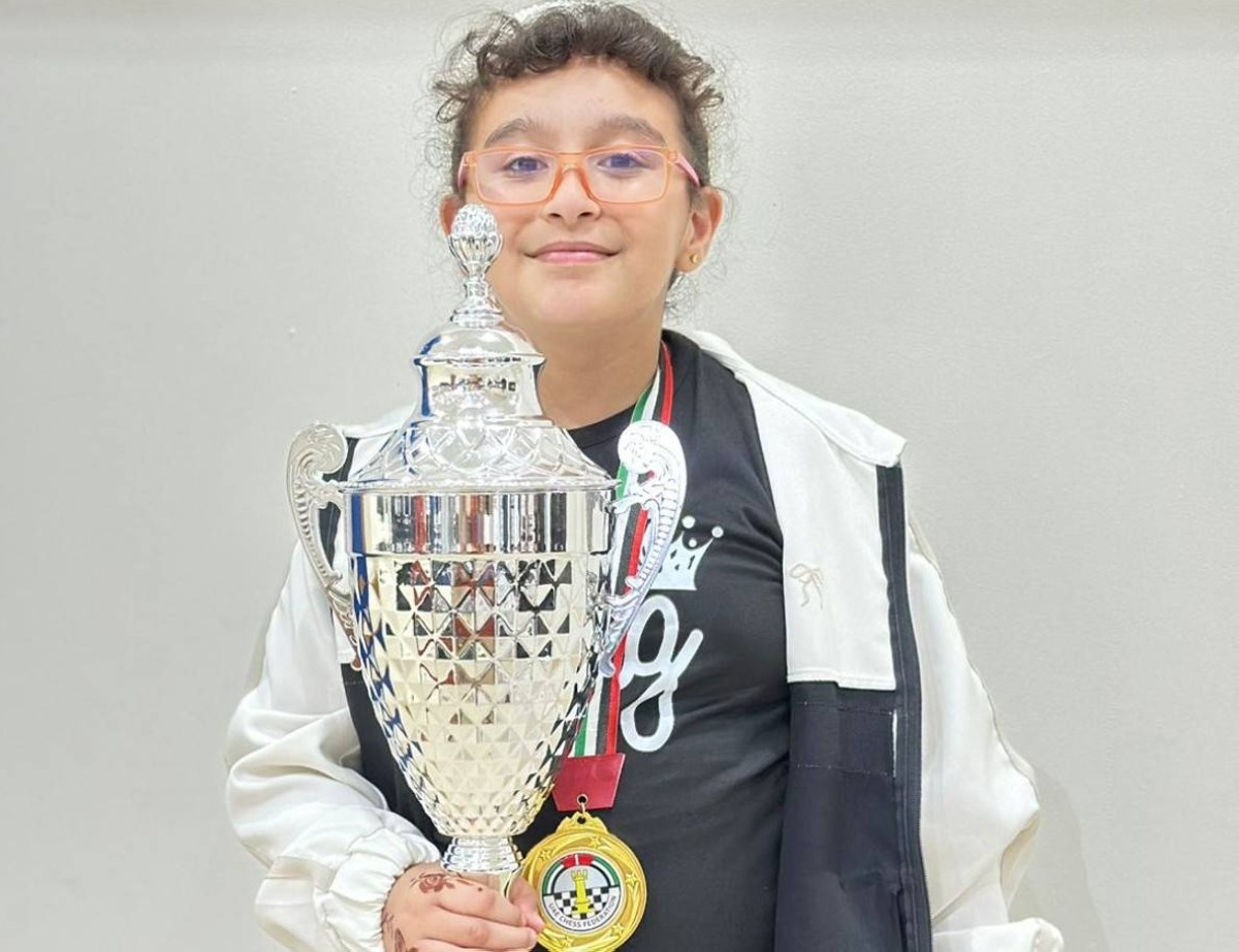 مريم ورقعة الشطرنج.. قصة نجاح ملهمة في معرض الشارقة  للكتاب