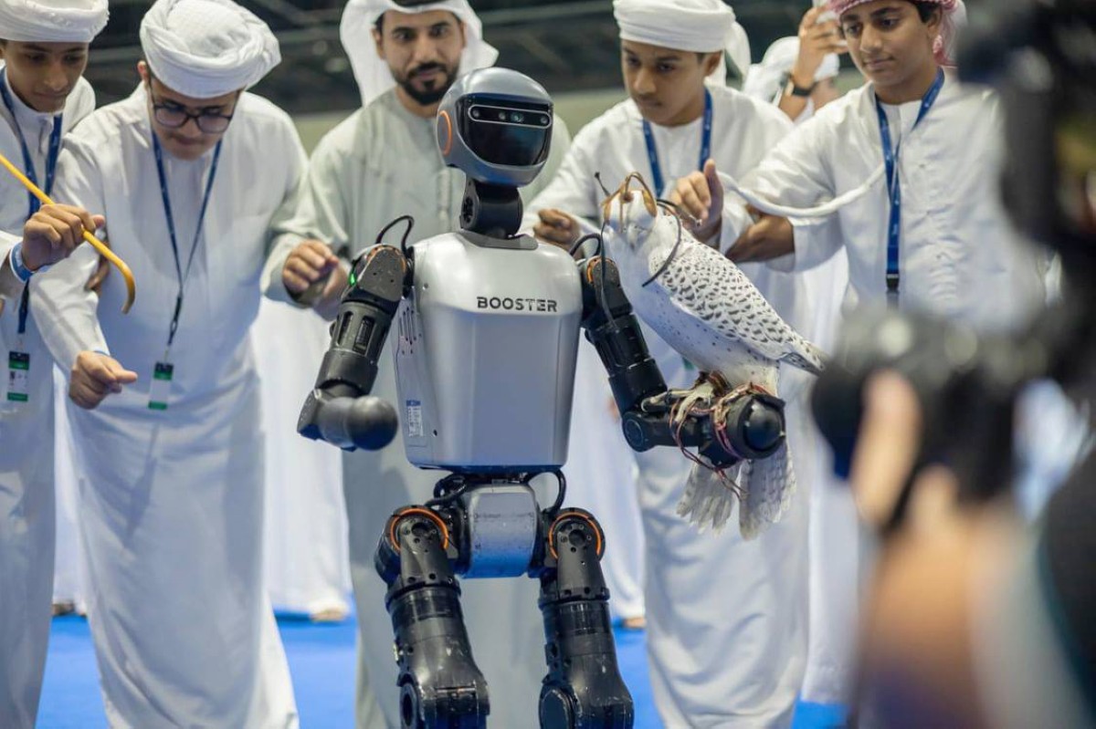 «صقاري الإمارات» يوظف الذكاء الاصطناعي لترسيخ ممارسات تراثية مستدامة