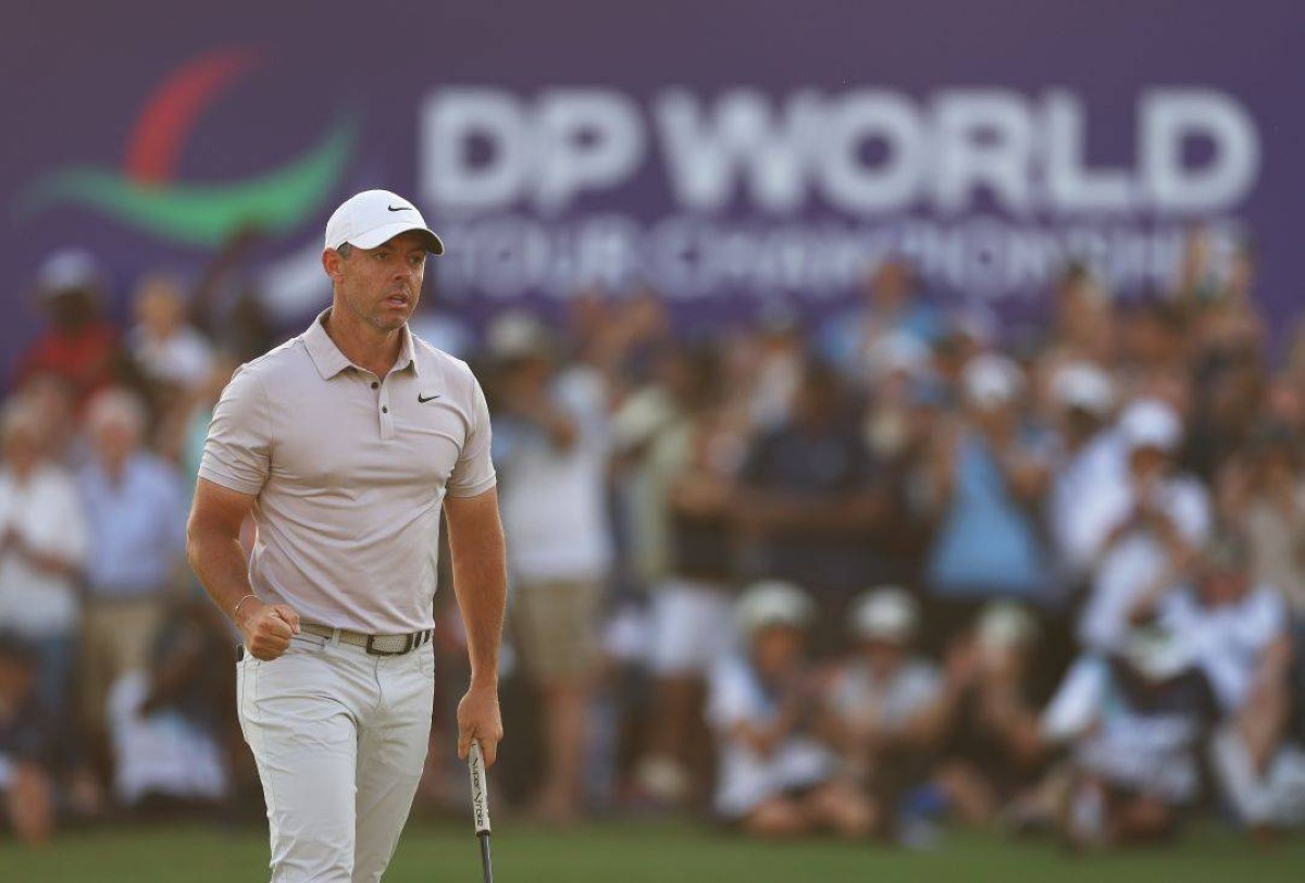 ماكلروي يقترب من حسم لقب السباق إلى دبي للغولف
