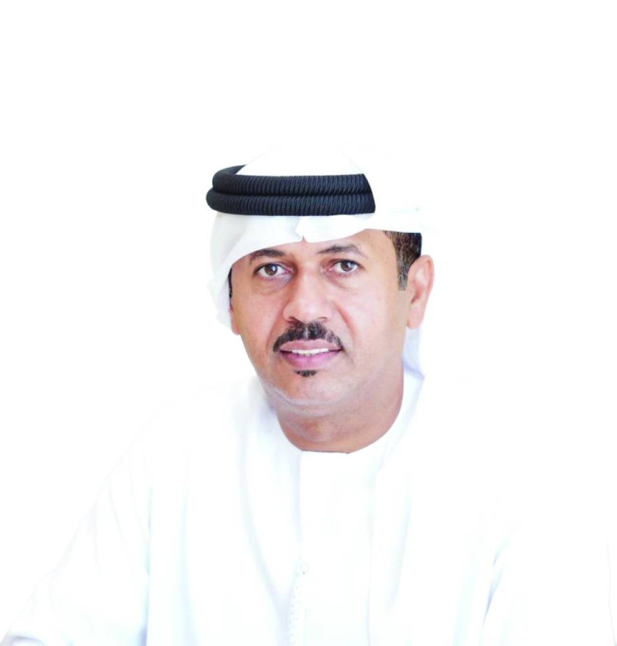 الفجيرة تخصص 8 مواقف للشاحنات لتنظيم الحركة المرورية والنقل اللوجستي