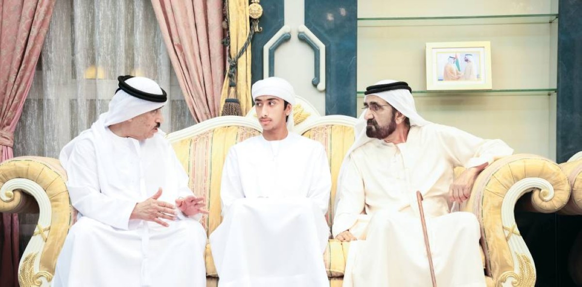 محمد بن راشد معزياً أحمد الشعفار
