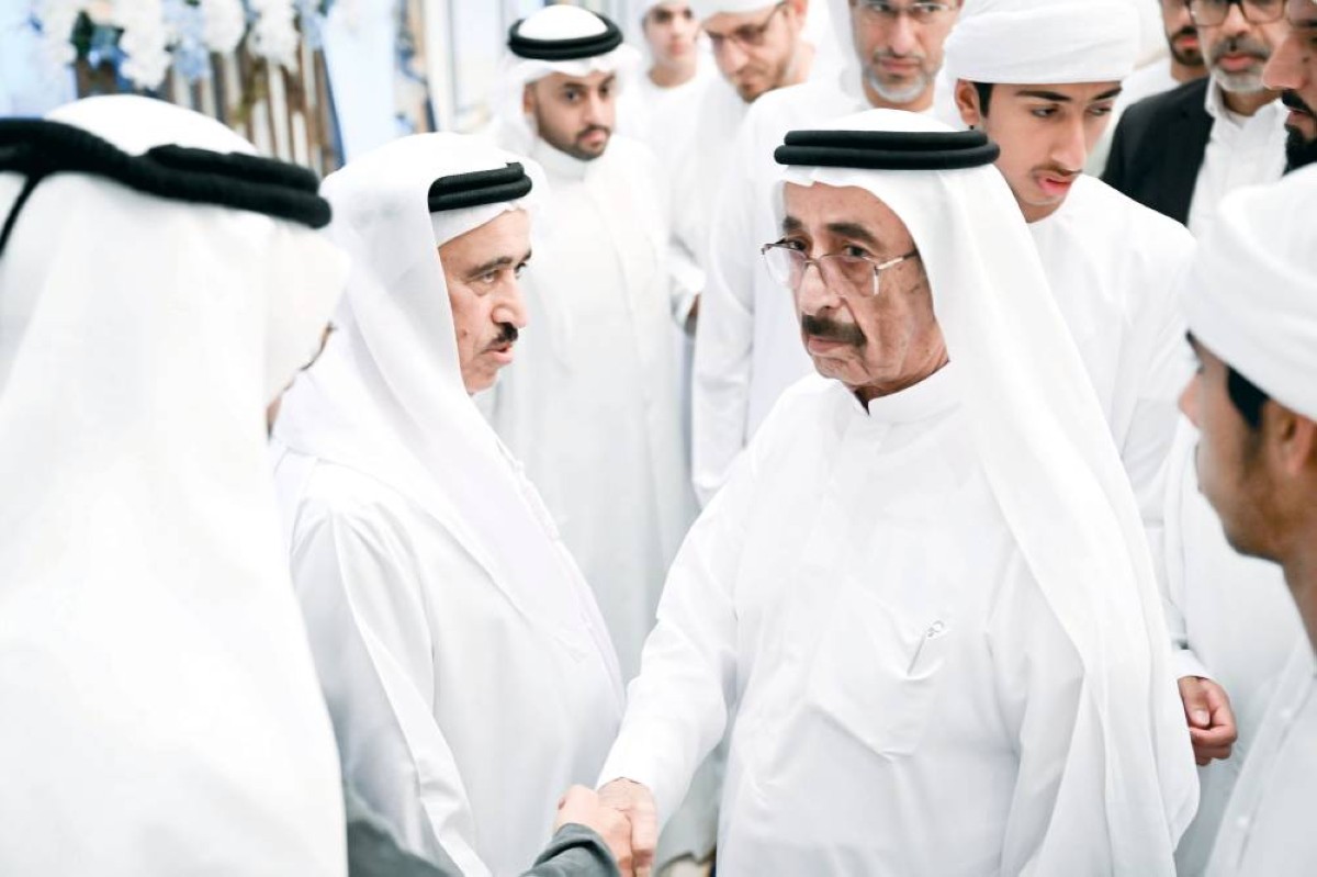 حشر بن مكتوم معزياً أحمد الشعفار
