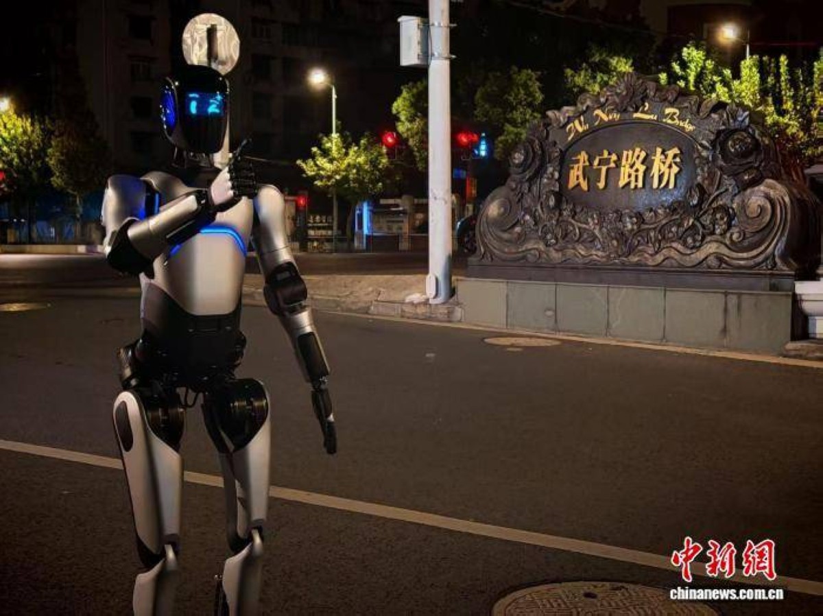 روبوت صيني يسجل رقماً قياسياً بالسير لمسافة 106 كيلومترات