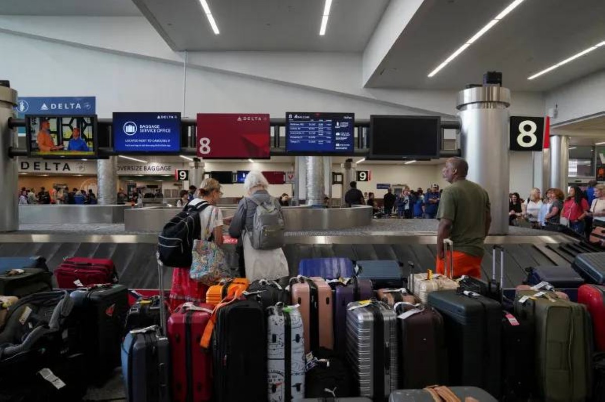 قطرة واحدة تدمر الطائرة… حظر جهاز غير متوقع على رحلات الطيران نهائياً