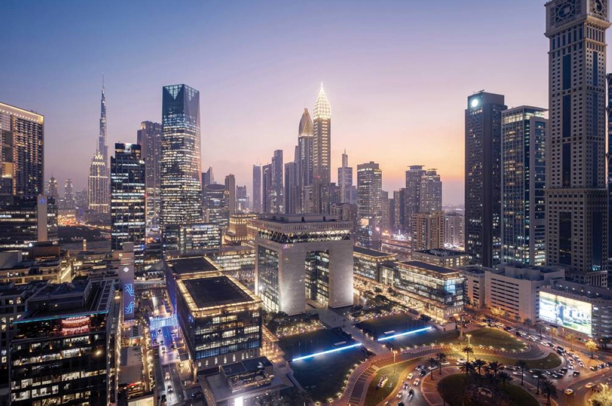الإمارات نجحت في تبني سياسات اقتصادية ومالية طموحة وضعتها في الريادة العالمية