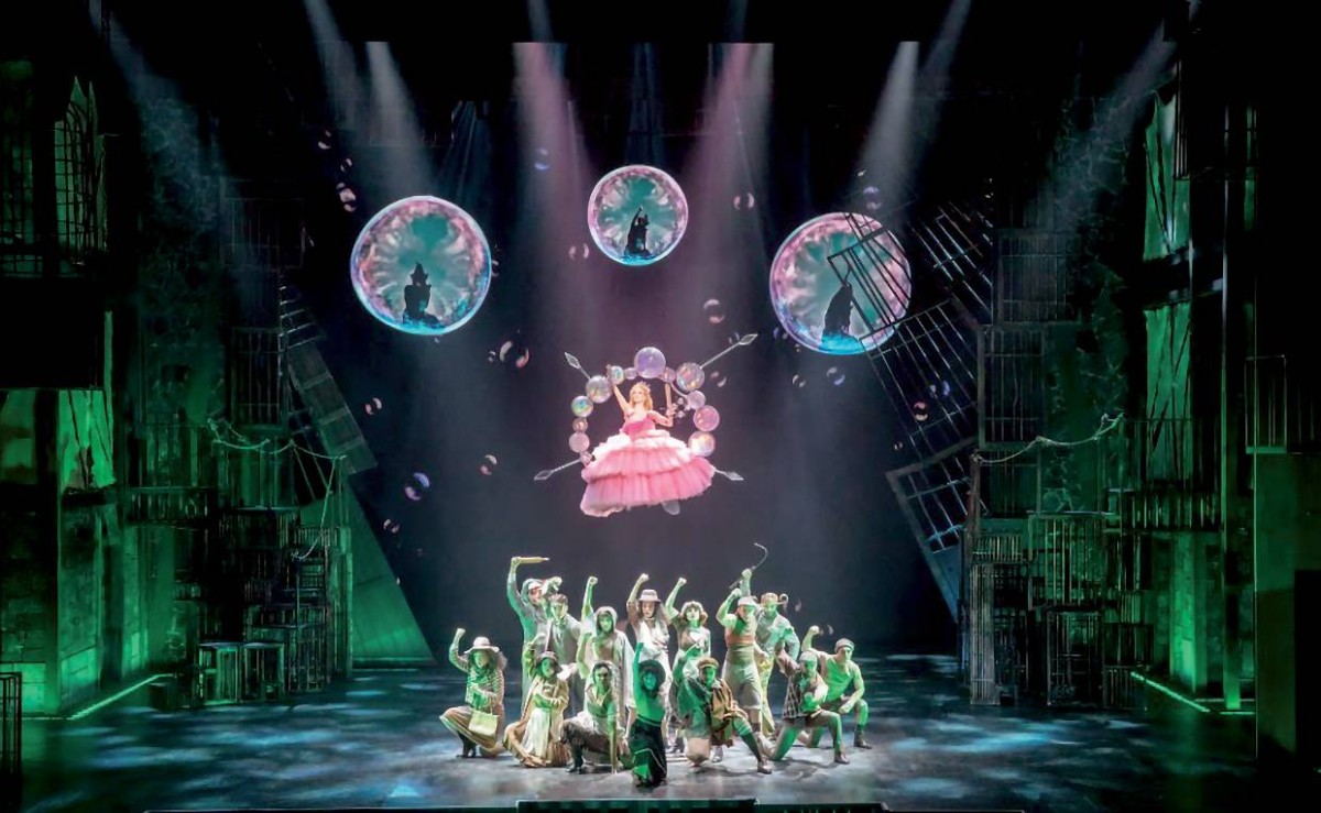 حضور مسرحية «ويكد» الغنائية في دبي بأسعار مخفضة يومي 3 و10 فبراير