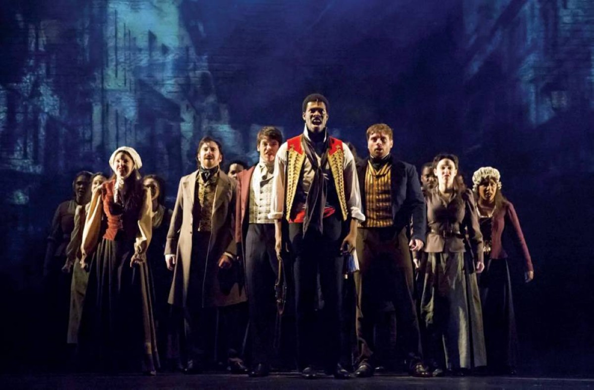 المسرح العالمي بالإمارات.. عروض تتحدى الزمن واختلاف الثقافات