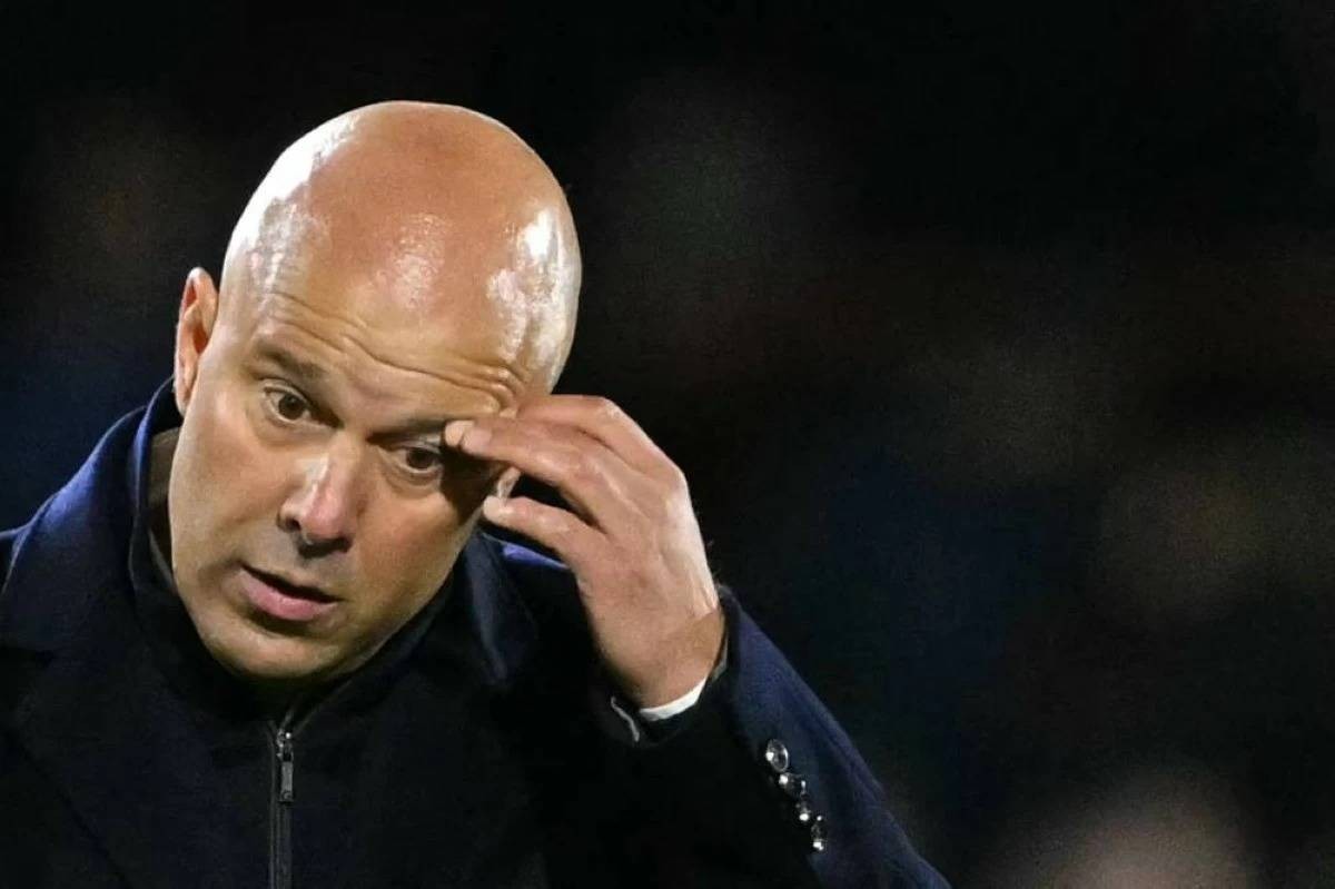 بينهم مدرب عالمي.. ليفربول يفتح ملف البديل المحتمل لسلوت