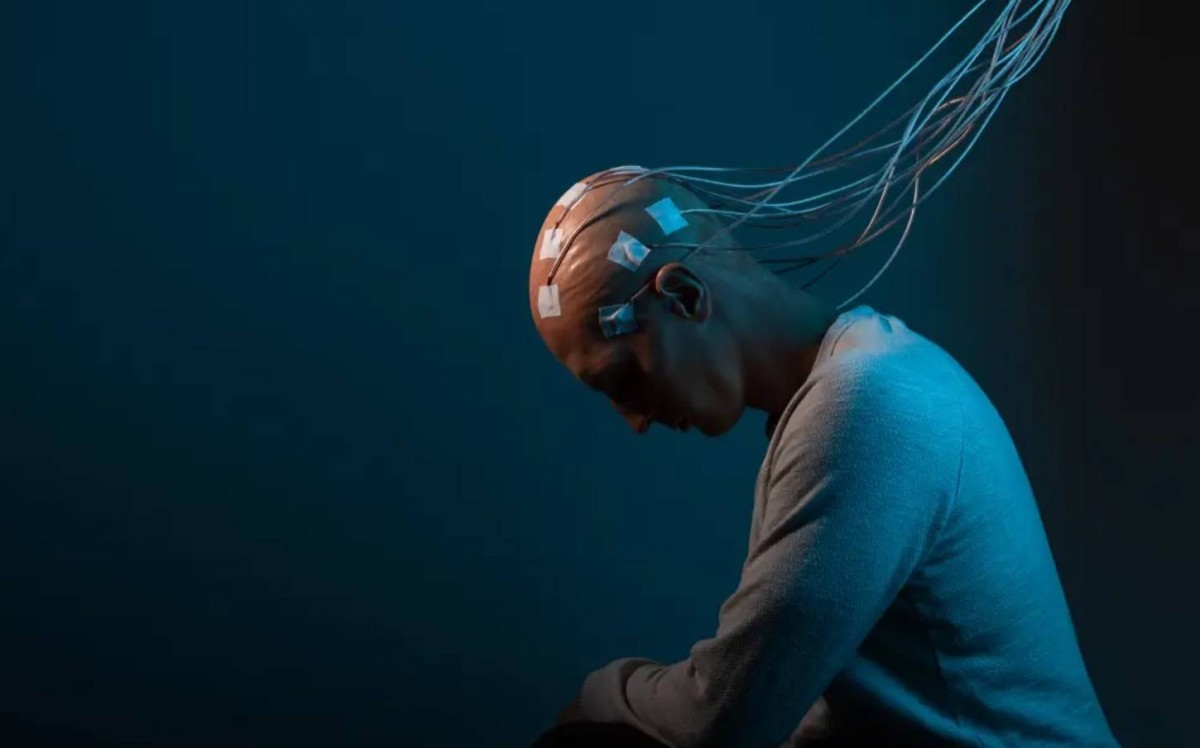 دمار صامت.. هل ننتقل من الأسلحة النووية إلى «قنابل الوعي»؟