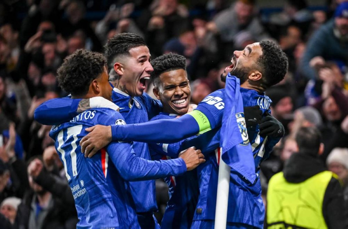 لاعب غير متوقع يخطف الأضواء في ليلة سقوط برشلونة