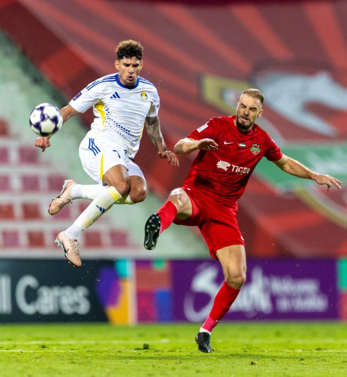 شباب الأهلي والشارقة على أبواب اللحاق بالوحدة آسيوياً