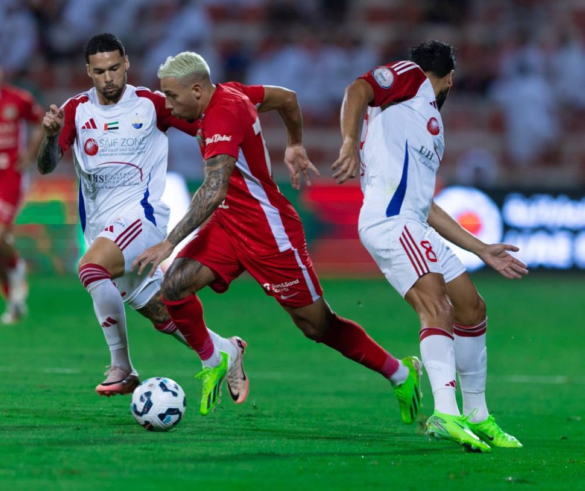 استاد آل مكتوم يحتضن مباراة كأس السوبر