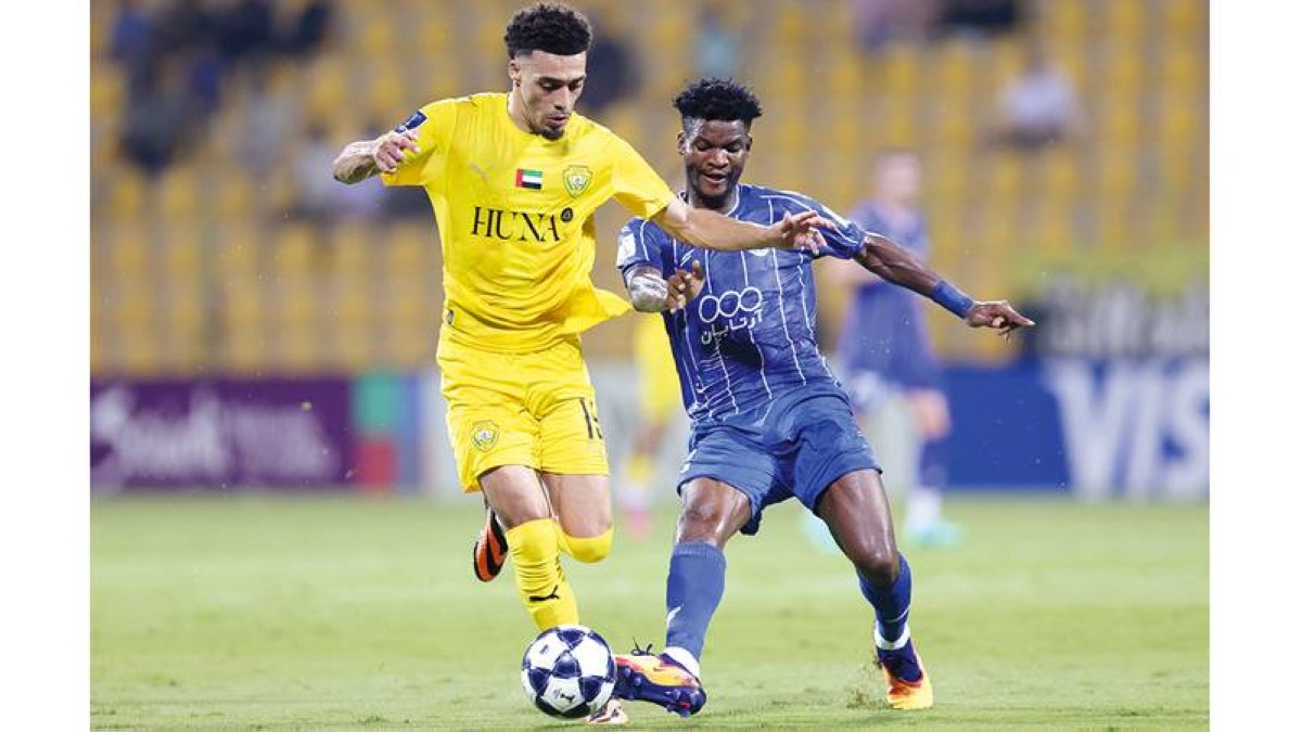 السائق الإيراني وراء تأخير لقاء الوصل والاستقلال