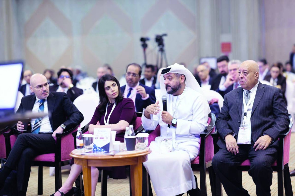 عبدالمحسن جابر خلال الجلسة الأخيرة للمؤتمر في دبي
