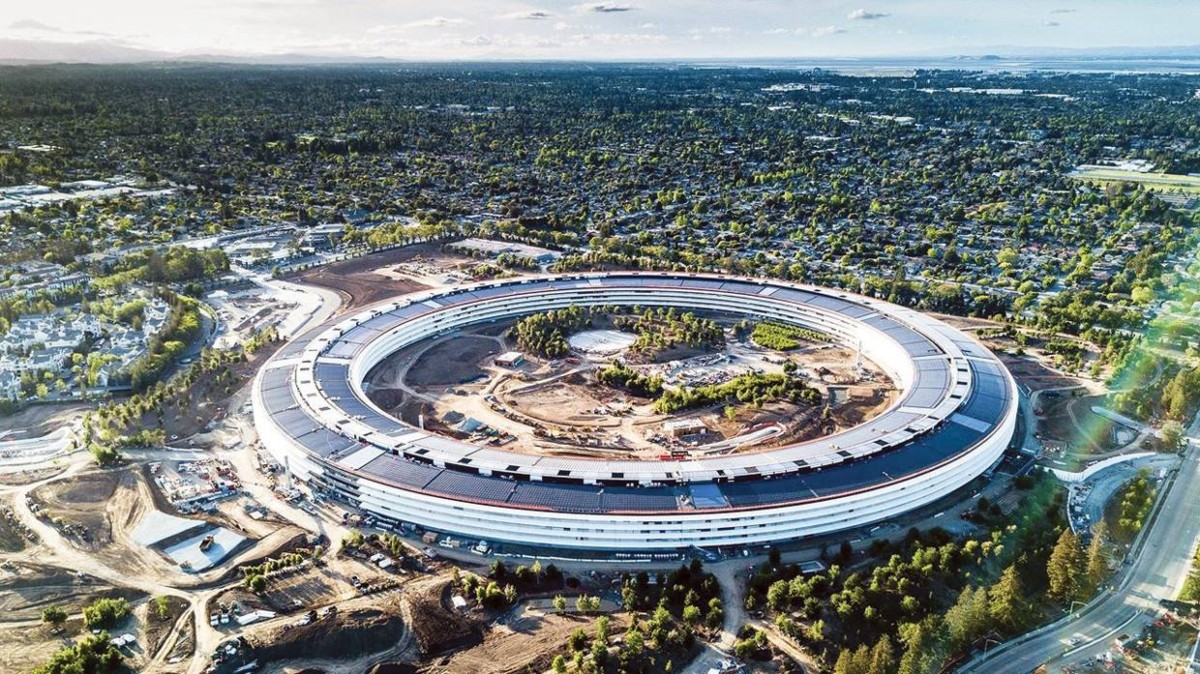 فقاعة التكنولوجيا لا توقف اندفاع وادي السيليكون نحو الذكاء الاصطناعي