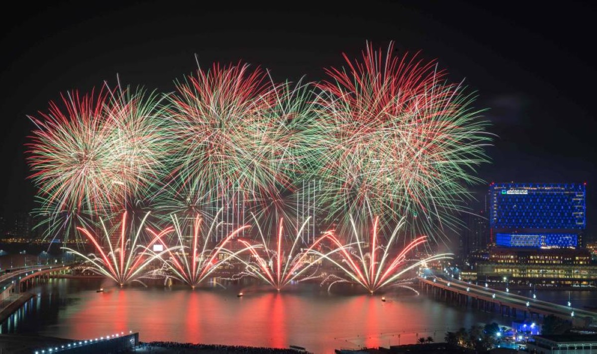 «فعاليات دبي» في ديسمبر.. بانوراما فنون وترفيه وتسوّق وموسيقى بلغات العالم