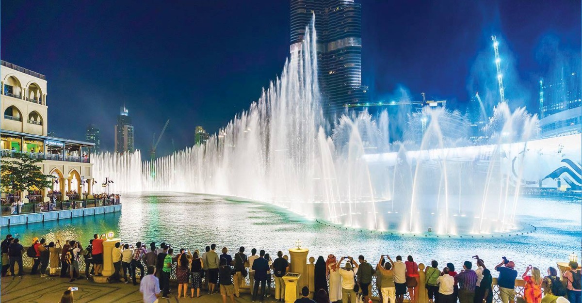 54 عاماً من الإنجازات في السياحة والسفر