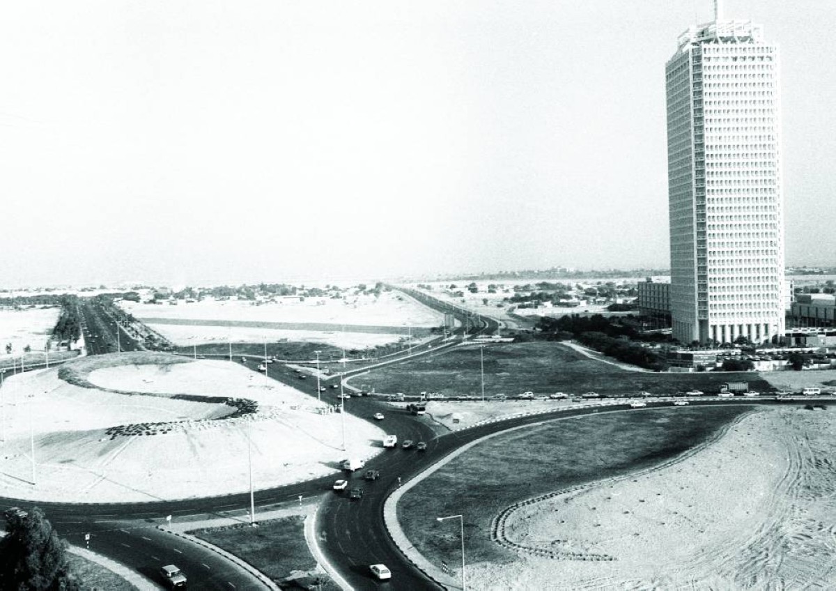 المركز التجاري العالمي في دبي عام 1986