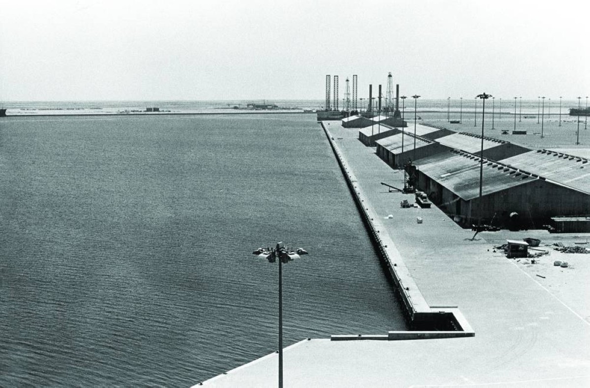 المنطقة الحرة في جبل علي عام 1985