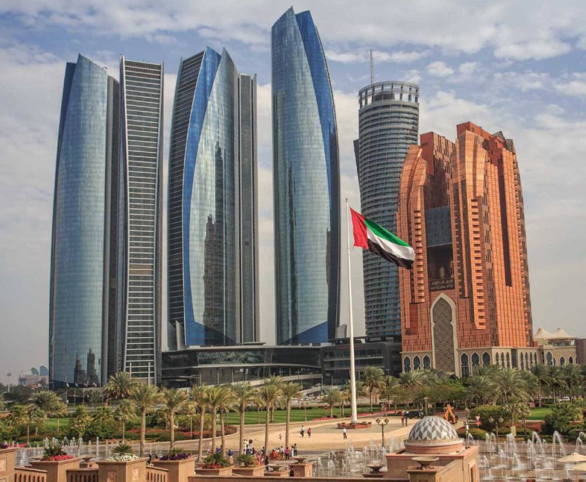  لقطة حديثة للعاصمة أبوظبي 