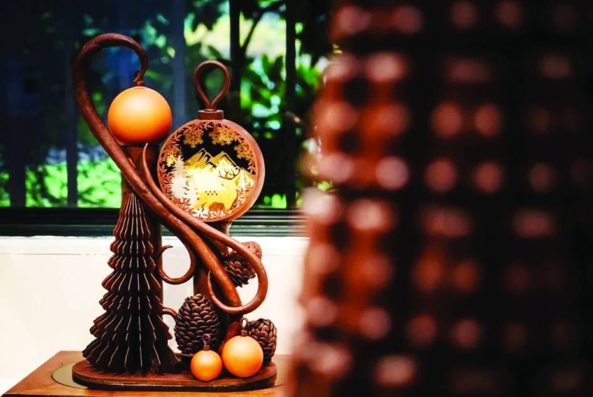 فنون من الشوكولاته تحقق 100 ألف يورو بمزاد خيري