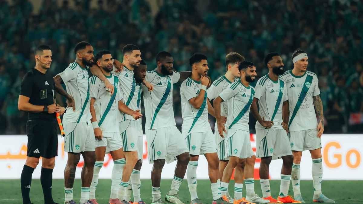 الأهلي السعودي يحجز مكانه بين أقوى أندية العالم
