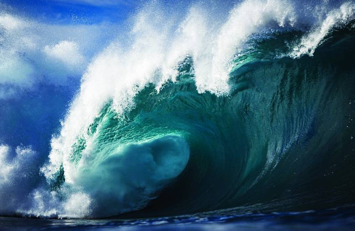 قمر اصطناعي يتنبأ بالتسونامي