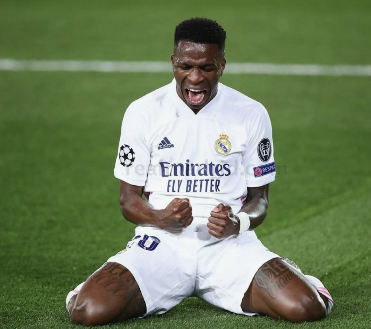 صفقة القرن.. عرض قياسي يجعل فينيسيوس الأعلى أجرًا في العالم