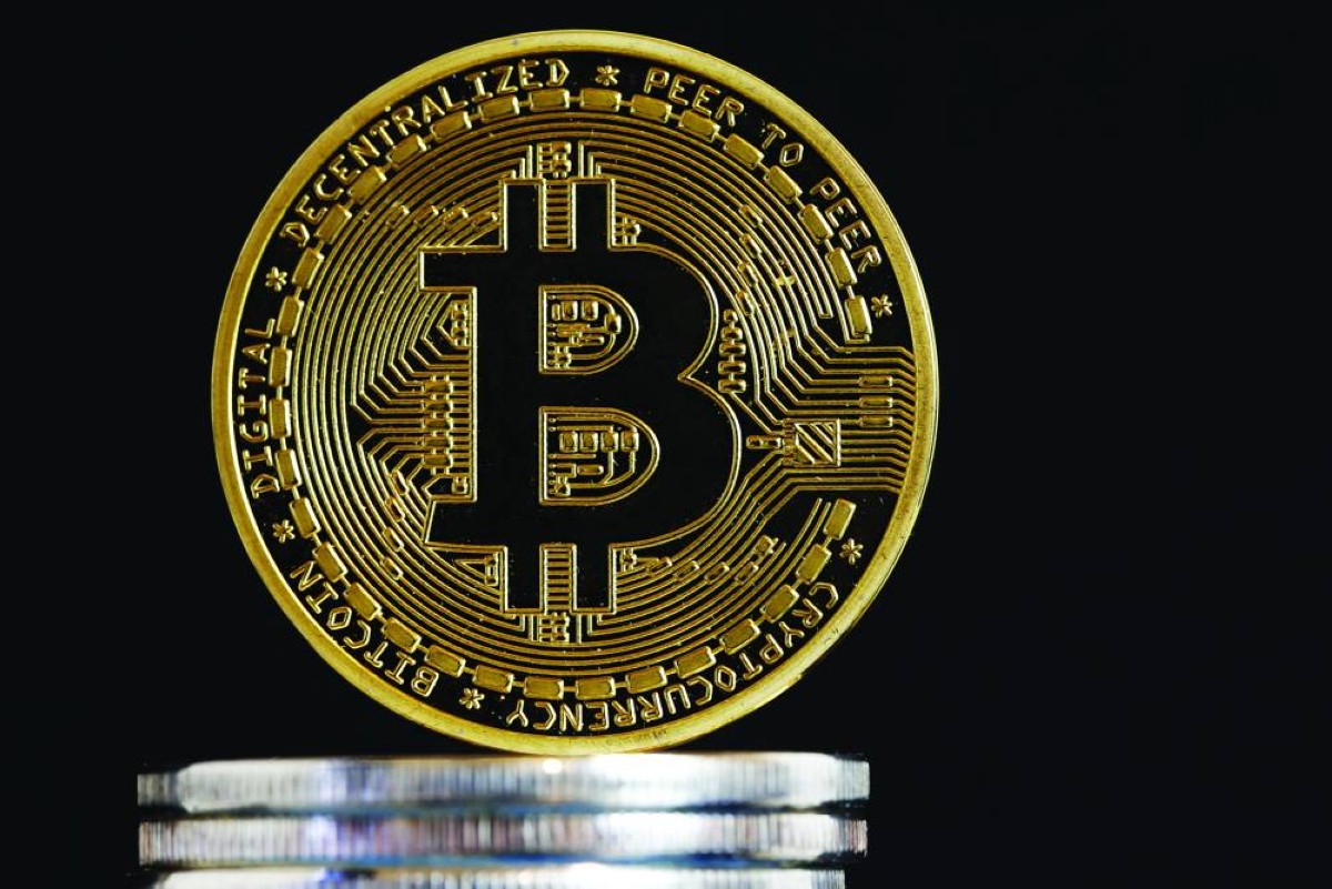 تباين العملات المشفرة مع تخارج الاستثمارات من صناديق البيتكوين