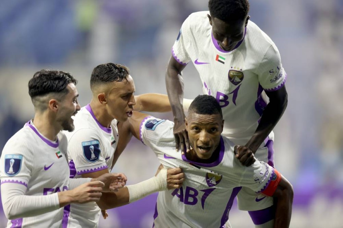 الزعيم يقسو على العميد بثلاثية ويقترب من نهائي كأس «أديب»