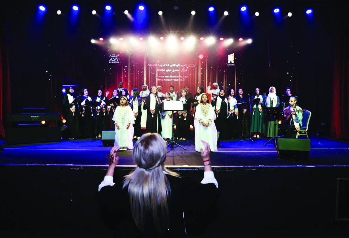 مقطوعات غنائية وطنية شهدتها الأمسية 