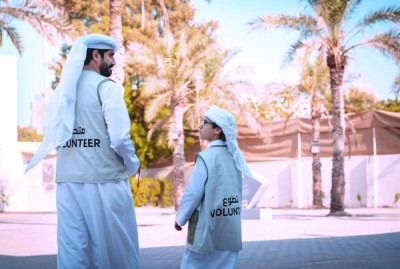 التطوع في الإمارات ثقافة مجتمعية وقيمة إنسانية تلتزم بها فئات عمرية مختلفة
