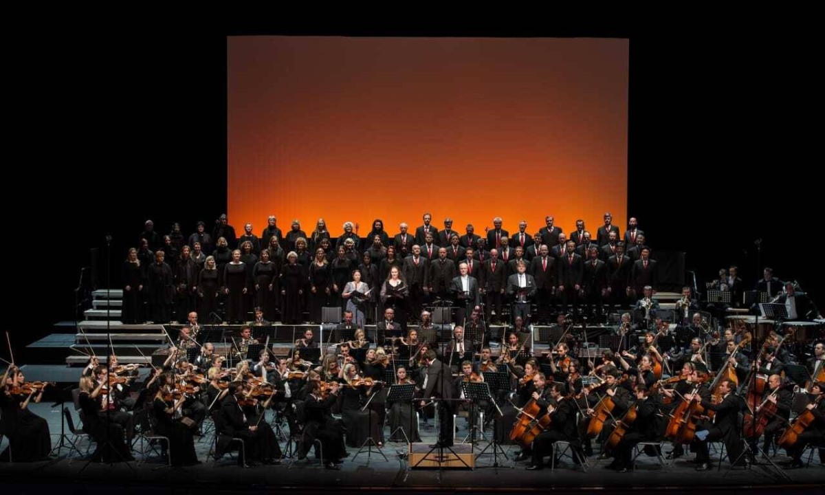 عبدالله بن زايد: مهرجان أبوظبي نموذج رائد للدبلوماسية الثقافية والقوة الناعمة