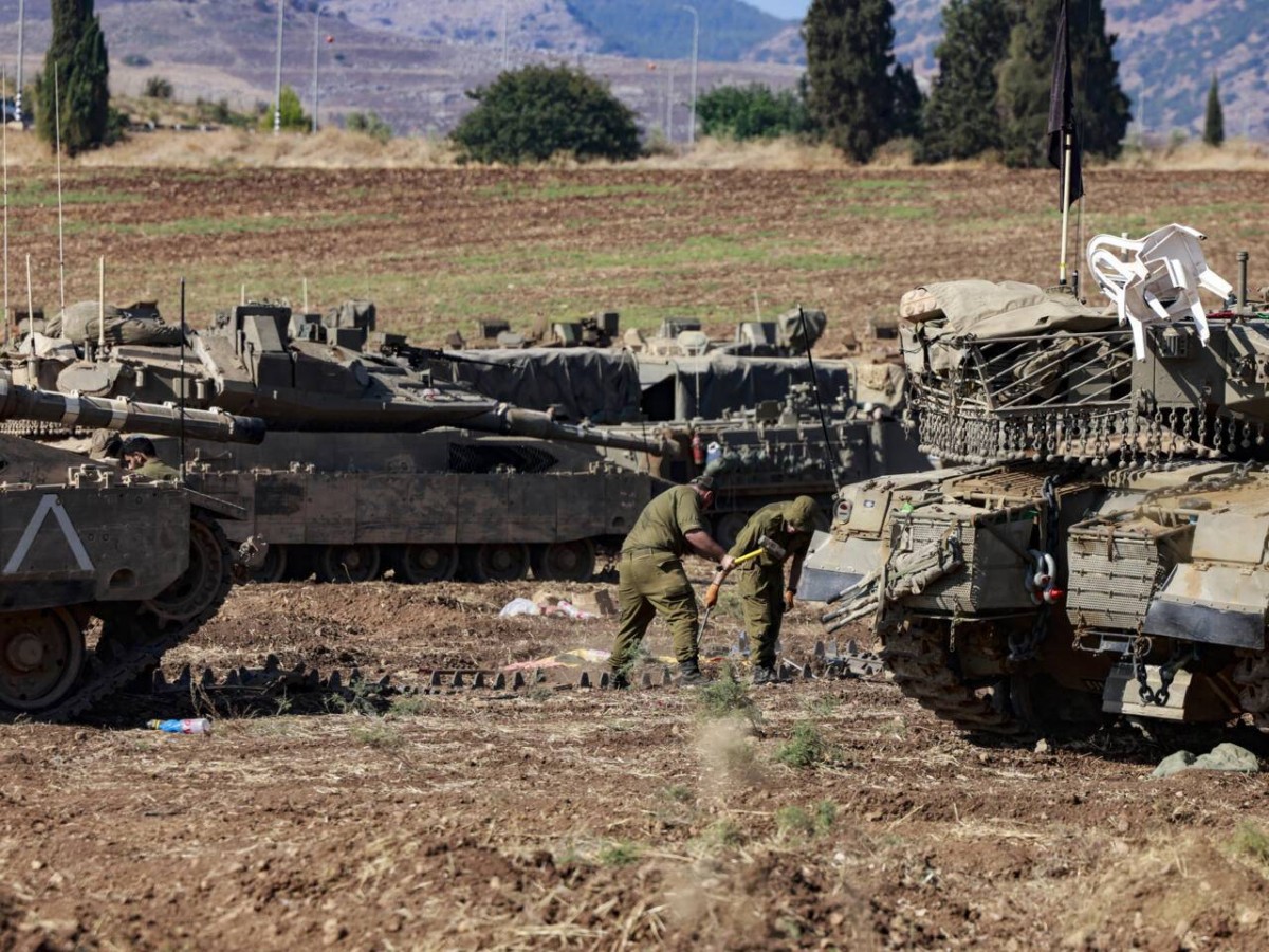 1995 انسحاب الجيش الإسرائيلي من نابلس تنفيذاً لبنود اتفاقية أوسلو
