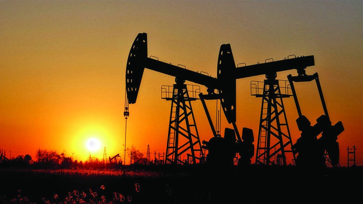 خام برنت يحوم عند 62 دولاراً