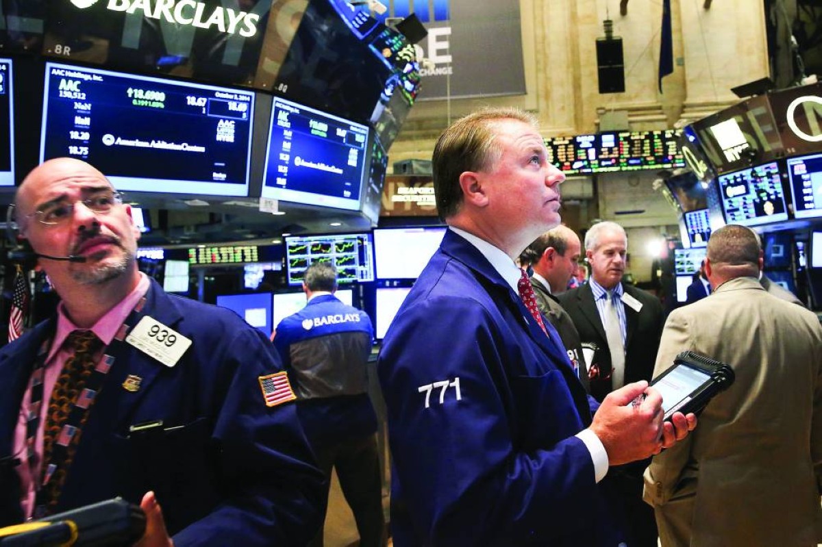 «التكنولوجيا» تتلاعب بمؤشرات الأسهم الأمريكية والأوروبية