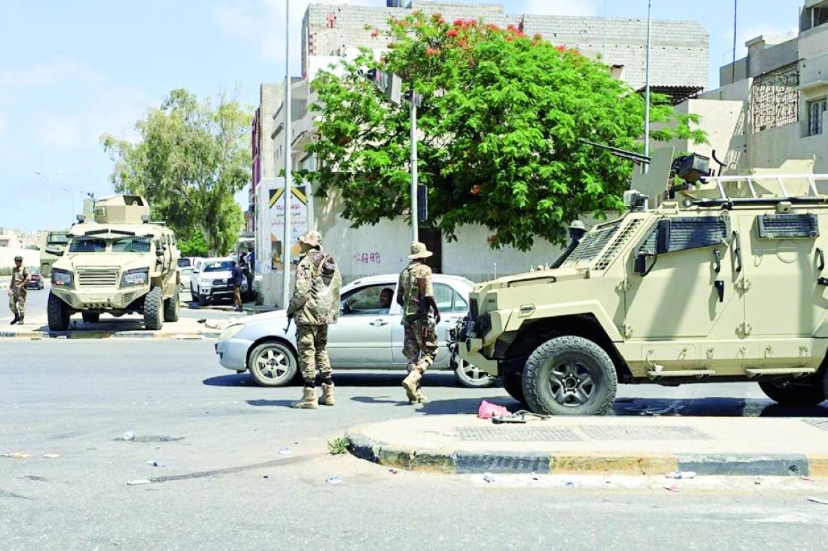 تشهد مدينة صبراتة اشتباكات مسلحة بين ميليشيا مسلحة وقوات جهاز مكافحة التهديدات الأمنية