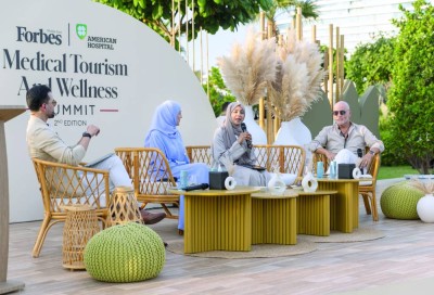 خلال إحدى الجلسات