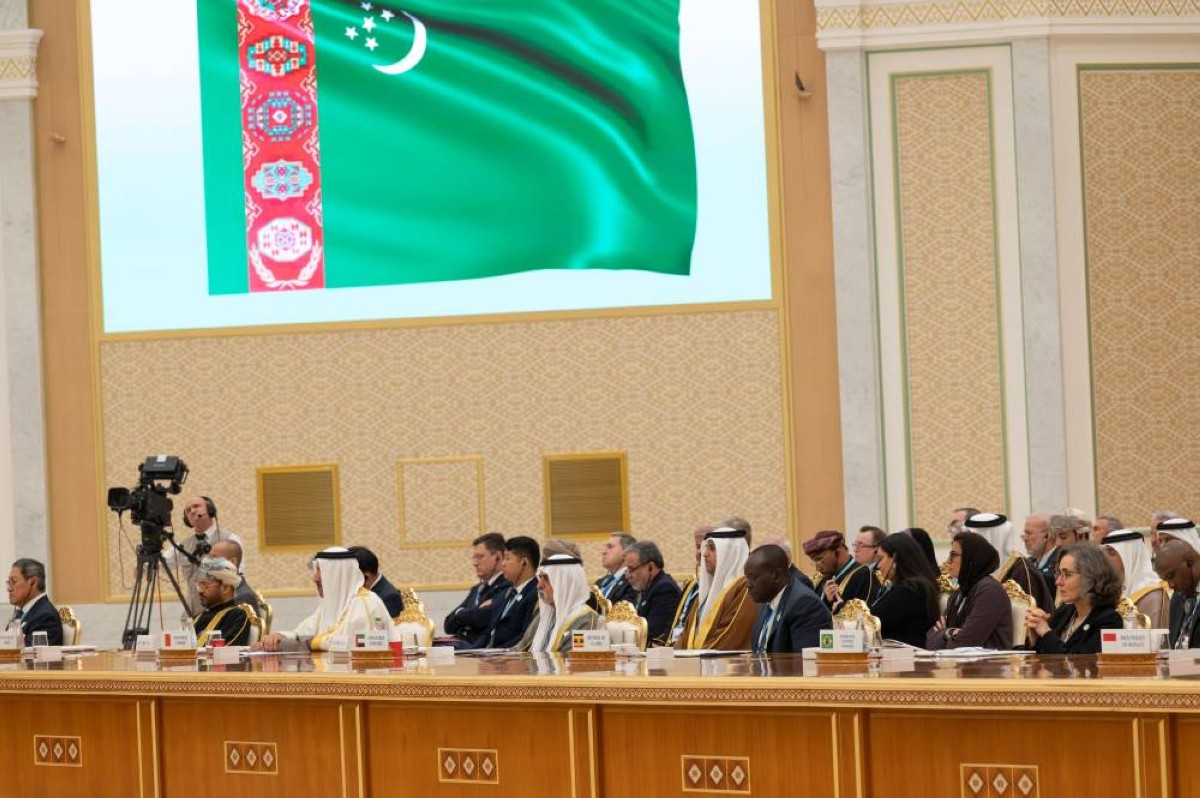 نيابةً عن رئيس الدولة.. نهيان بن مبارك يرأس وفد الإمارات في مؤتمر ومنتدى السلام والثقة بتركمانستان