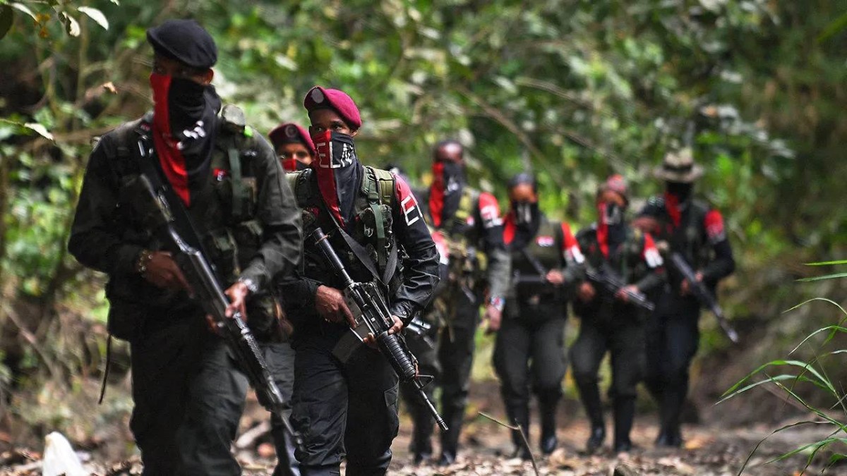 جماعة كولومبية مسلحة ترد على "تهديدات" ترامب بـ"حظر تجول"