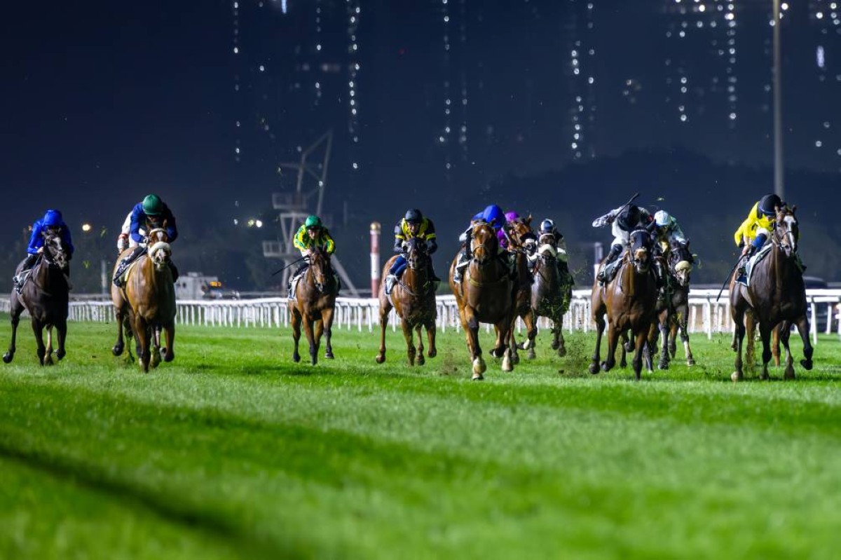 «ديفون آيلاند» و«يطارد» يتألقان في الأمسية الرابعة لكرنفال سباقات دبي