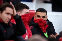 محمد صلاح .. رحلة غامضة إلى السعودية وسط الأزمة مع سلوت وليفربول