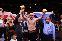 غاسييف الفائز بلقب الوزن الثقيل