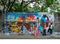 12 فناناً يرسمون جداريات «لاجوس.. مدينة الأحلام»