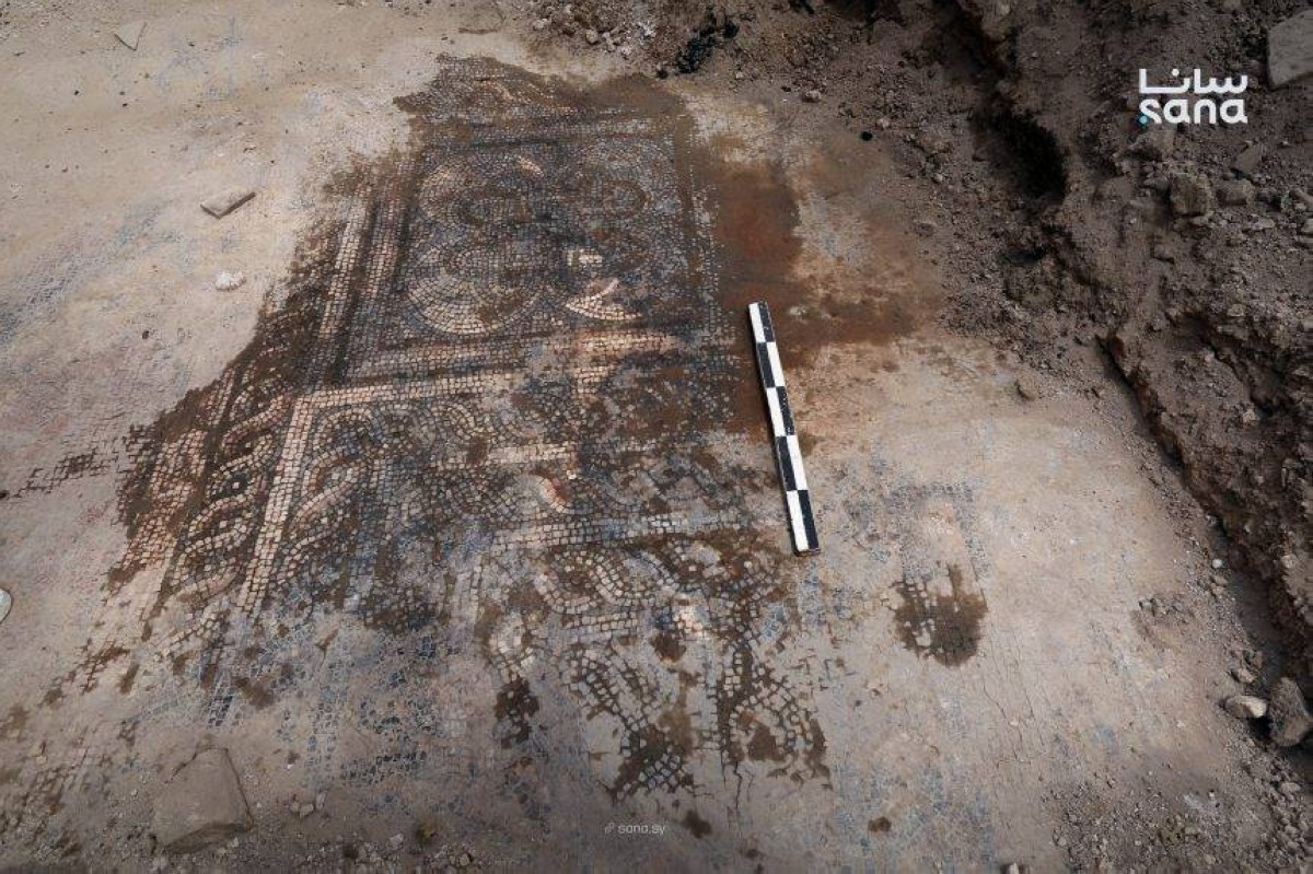 سوريا.. اكتشاف لوحة فسيفسائية تعود إلى الحقبة البيزنطية بريف دمشق