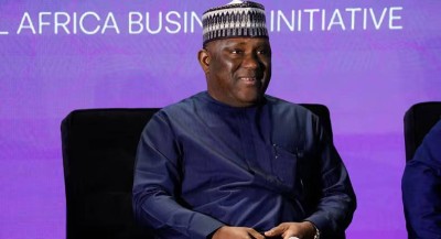 ملياردير أفريقي يكافئ موظفيه بـ 20.7 مليون دولار