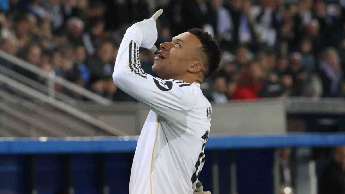 إنجازات بالجملة.. مبابي يفرض نفسه في ريال مدريد بأرقام تلامس إرث رونالدو