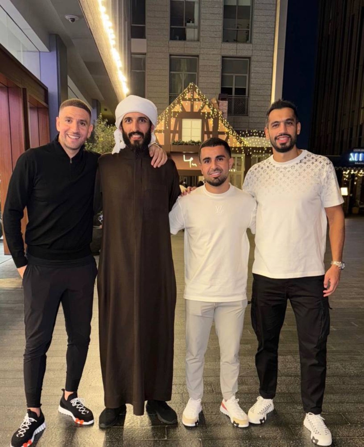 أول ظهور لعلي مبخوت بعد غياب طويل