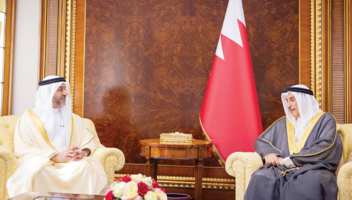 الإمارات والبحرين تبحثان تعزيز التعاون في التبادل المعرفي والتنمية