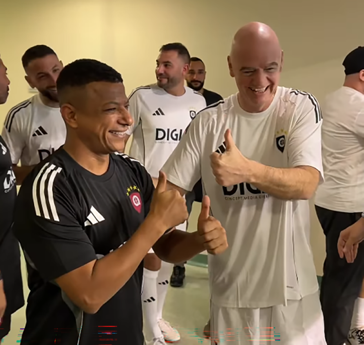 مبابي ورئيس «فيفا»